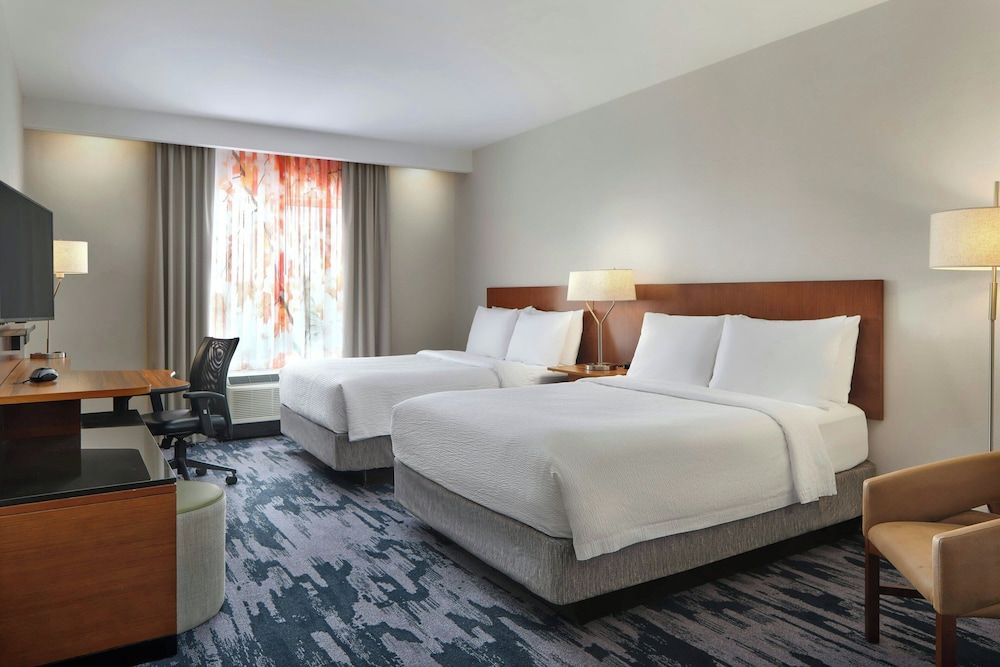undefined Fairfield Inn & Suites by Marriott Niagara Falls 2