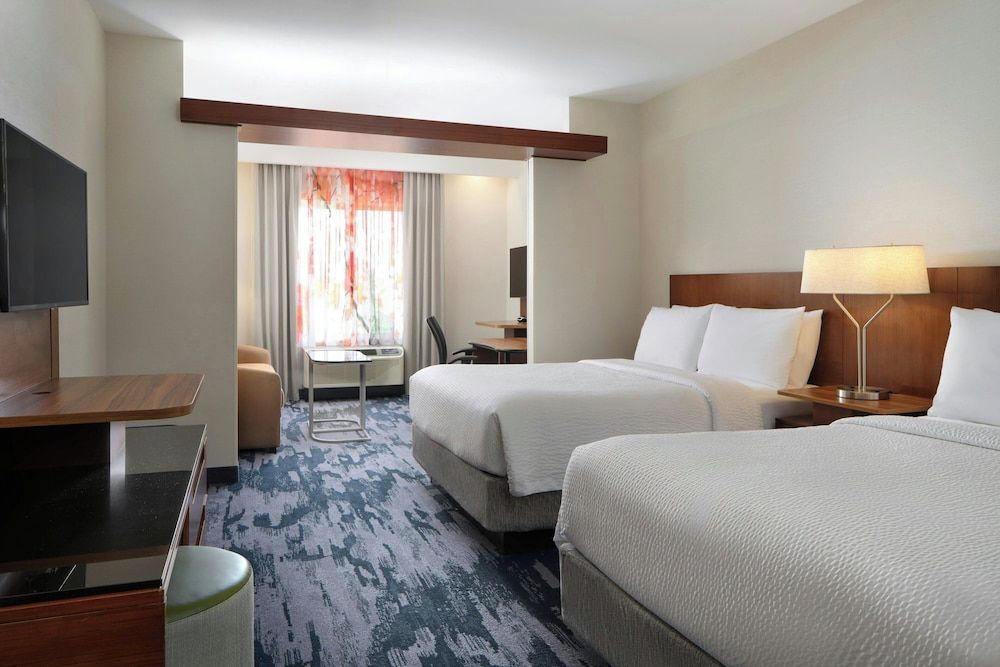 Suite, Multiple Beds