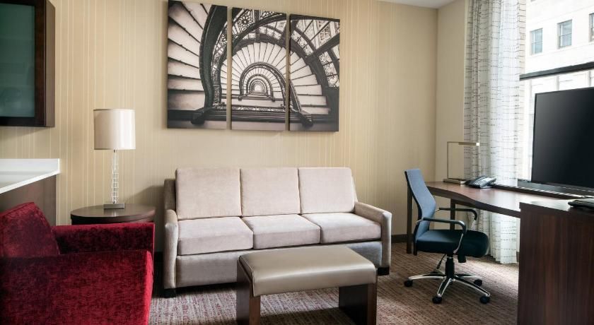 undefined Residence Inn Chicago Downtown/Loop 10