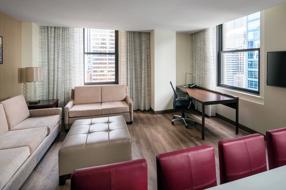 undefined Residence Inn Chicago Downtown/Loop 10