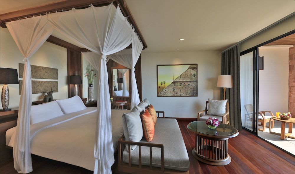 Hillside Ocean View Private Pool Villa 2BR