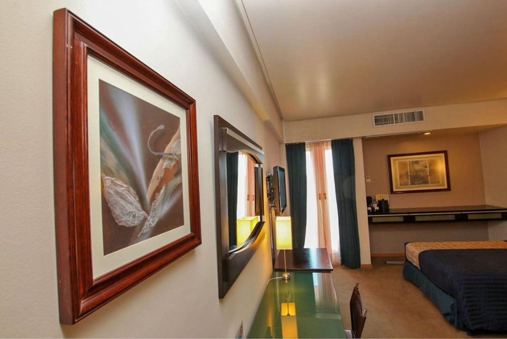 Hotel Colon Plaza Business Class Executive Double Room 6