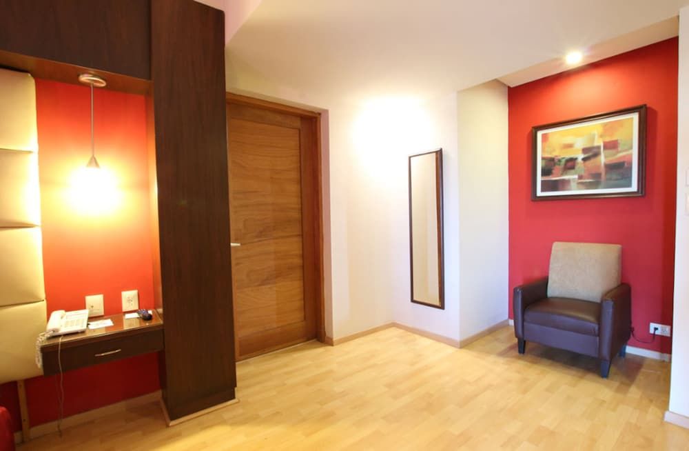 Hotel Colon Plaza Business Class Executive Double Room 5