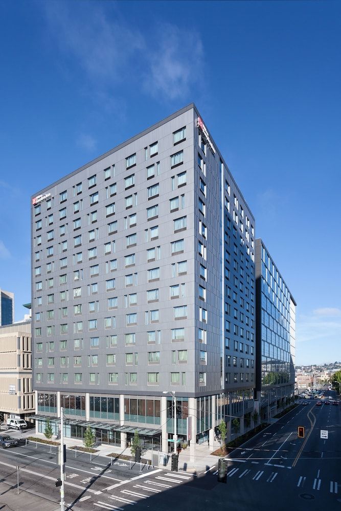undefined Hilton Garden Inn Seattle Downtown
