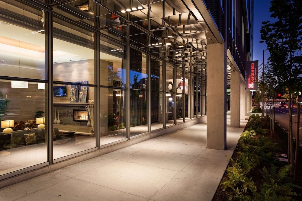undefined Hilton Garden Inn Seattle Downtown 2