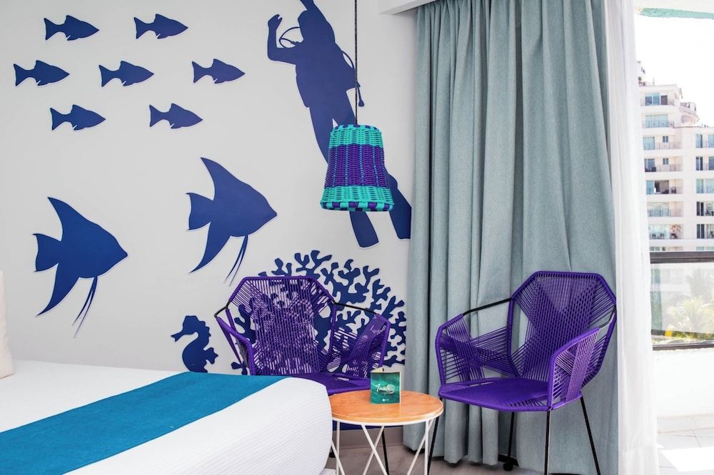 Fontan Ixtapa Beach Resort - All Inclusive Pent House Premium King