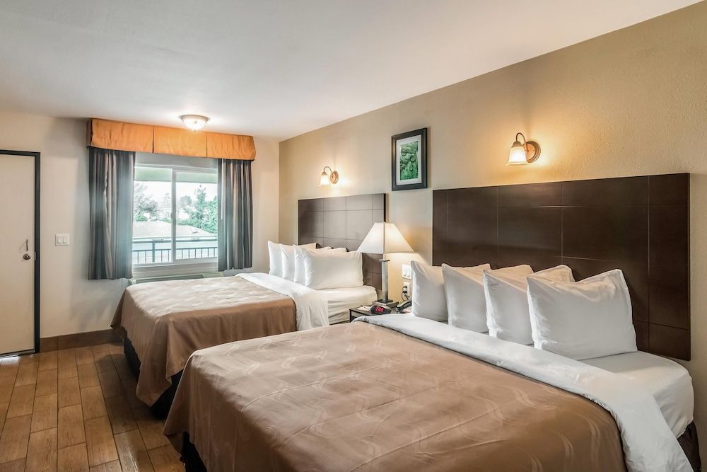 Standard Room, 2 Queen Beds, Non Smoking, Balcony