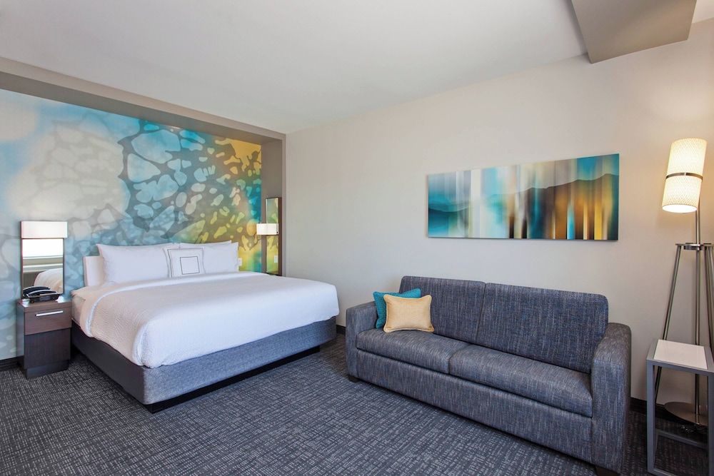 Room, 1 King Bed with Sofa bed, Non Smoking