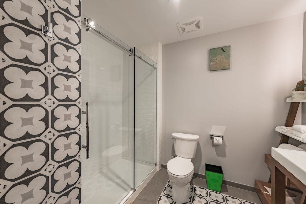 Lexen Hotel North Hollywood Classic Room, 1 King Bed 5