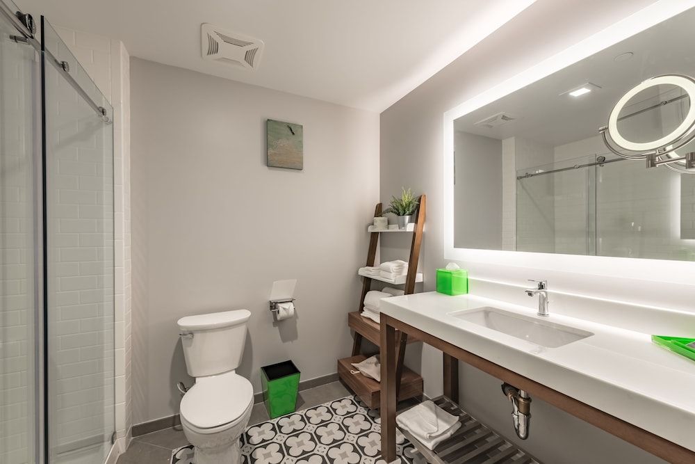 Lexen Hotel North Hollywood Classic Room, 1 King Bed 4