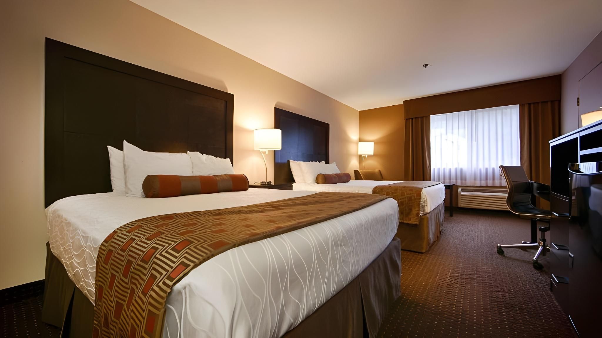 2 Queen Beds, NonSmoking, Pet Friendly Room