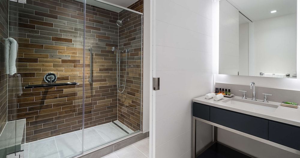 Canopy by Hilton Washington DC The Wharf Room, 1 King Bed, Accessible, City View (Hearing Accessible) 2