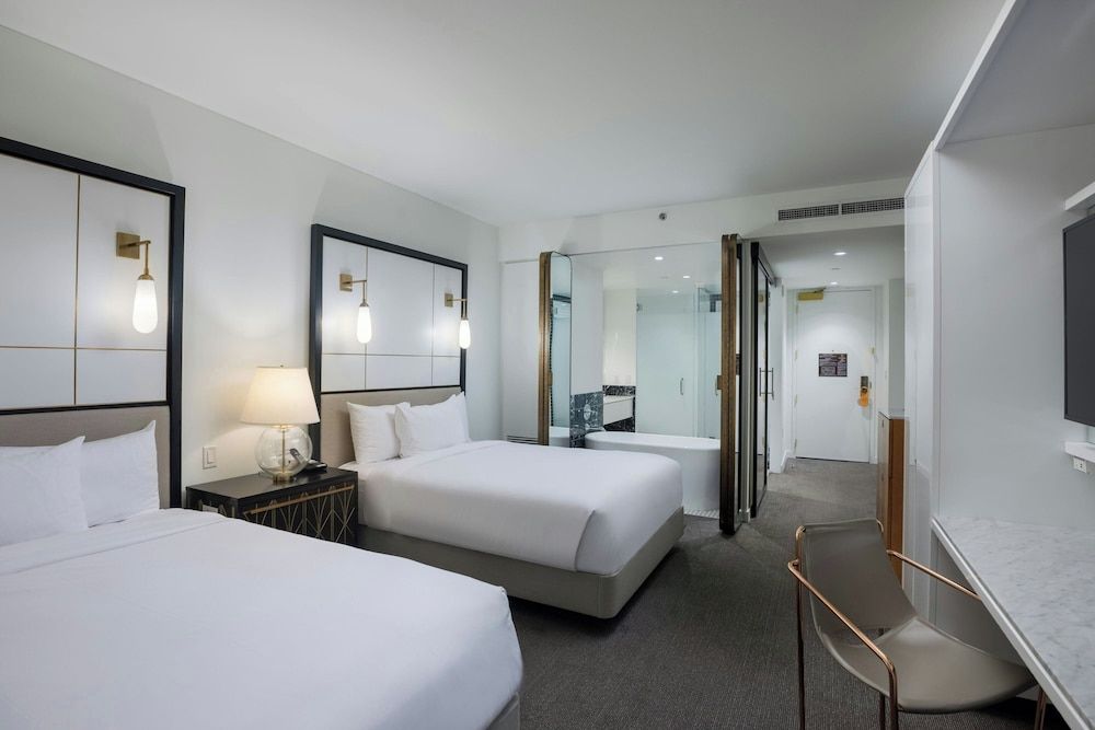 undefined The Laura Hotel, Houston Downtown, Autograph Collection 10