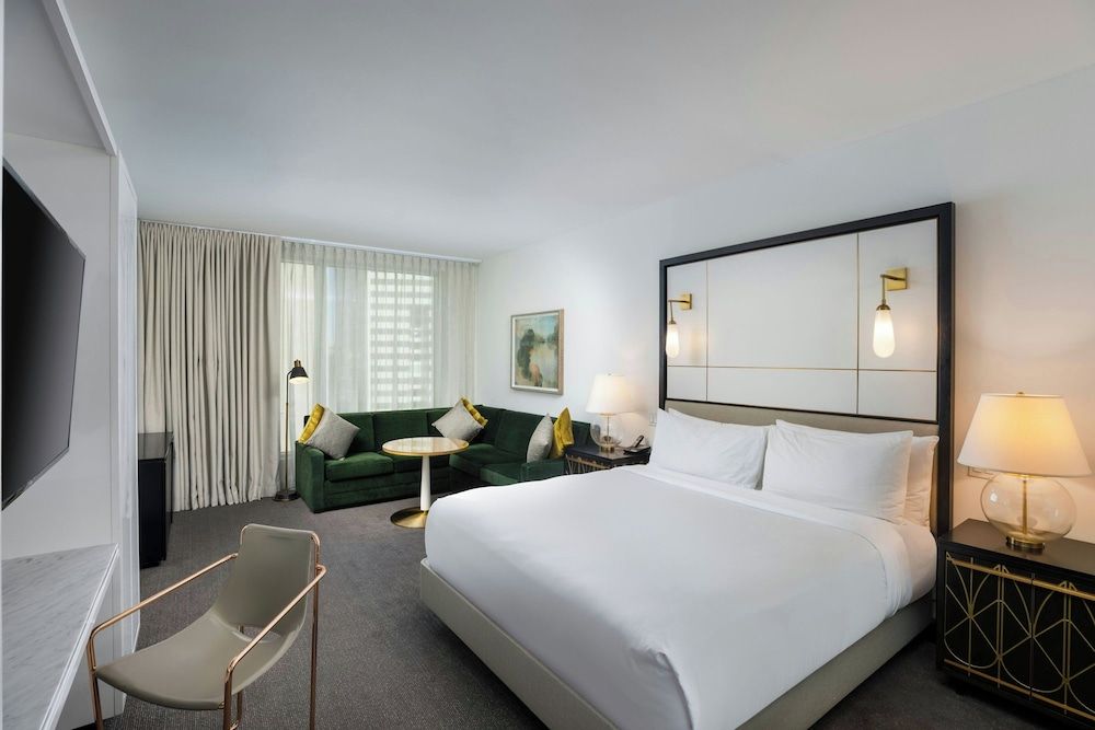 undefined The Laura Hotel, Houston Downtown, Autograph Collection 2