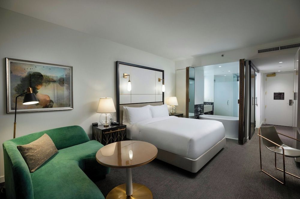 undefined The Laura Hotel, Houston Downtown, Autograph Collection 3