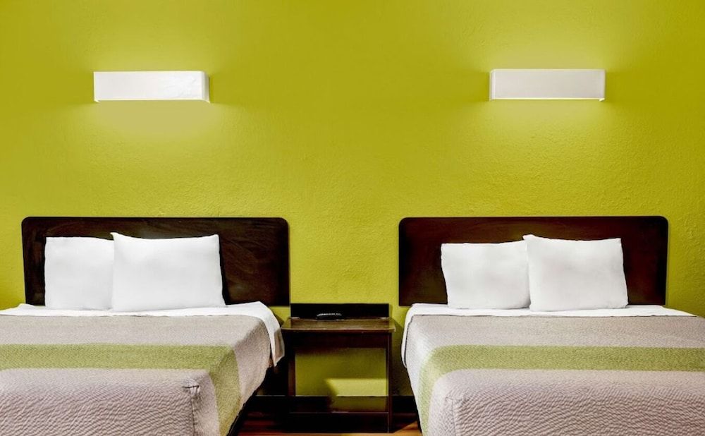 Standard Room, 2 Queen Beds, Non Smoking