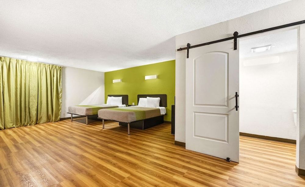 Deluxe Room, 2 Queen Beds, Accessible, Non Smoking