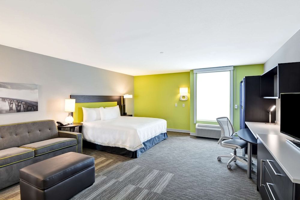 Studio, 1 King Bed, Accessible, Bathtub (Mobility & Hearing)
