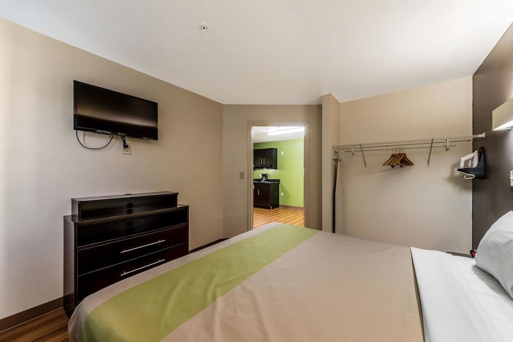 Suite, 1 King Bed, Non Smoking