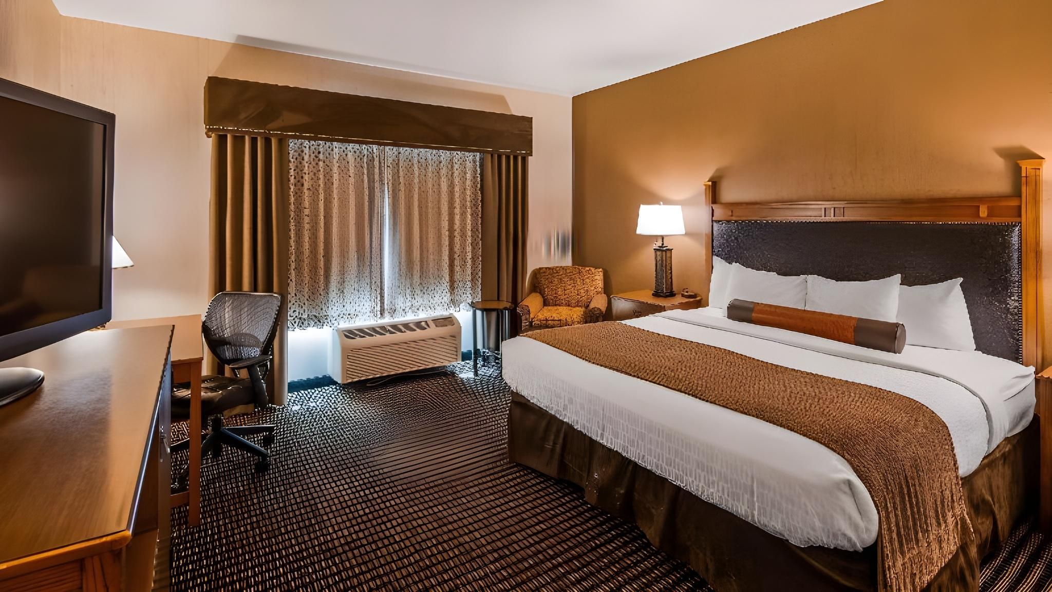 Best Western Plus Bryce Canyon Grand Hotel Accessibility - 1 King, Bathtub, Nonsmoking