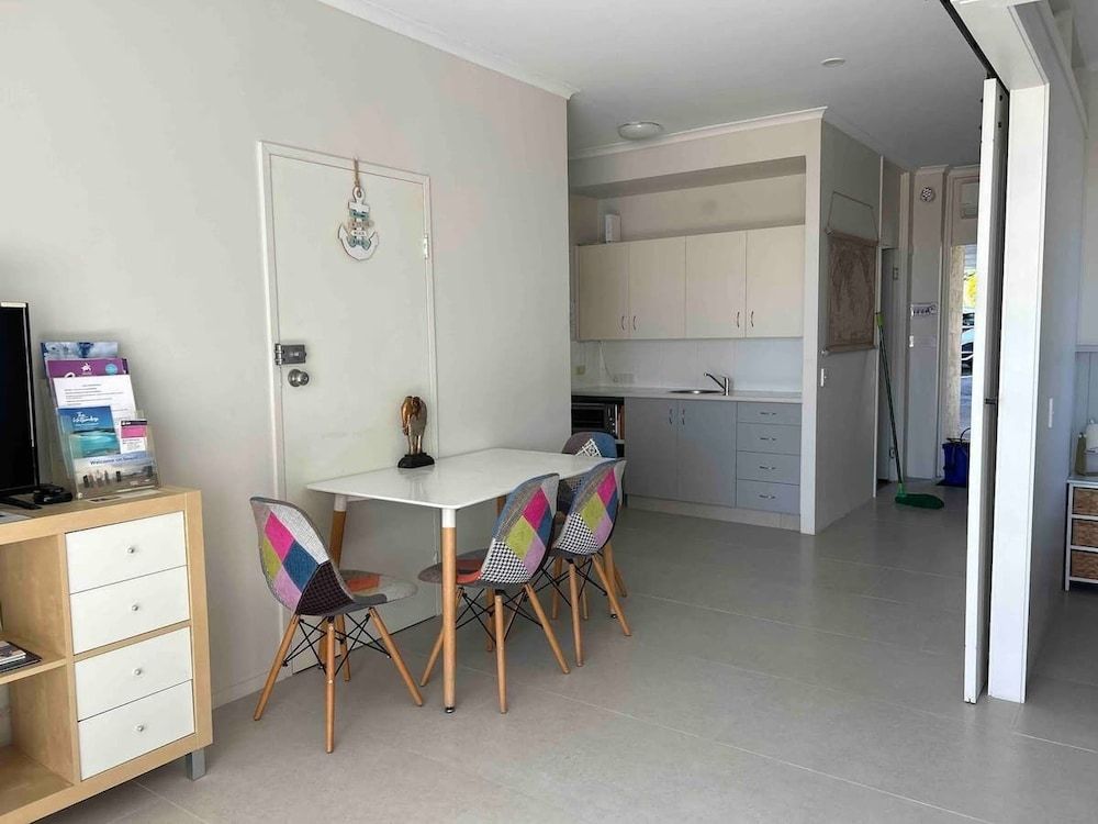 Whitsunday Terraces Hotel Airlie Beach Standard Apartment, 2 Bedrooms 8