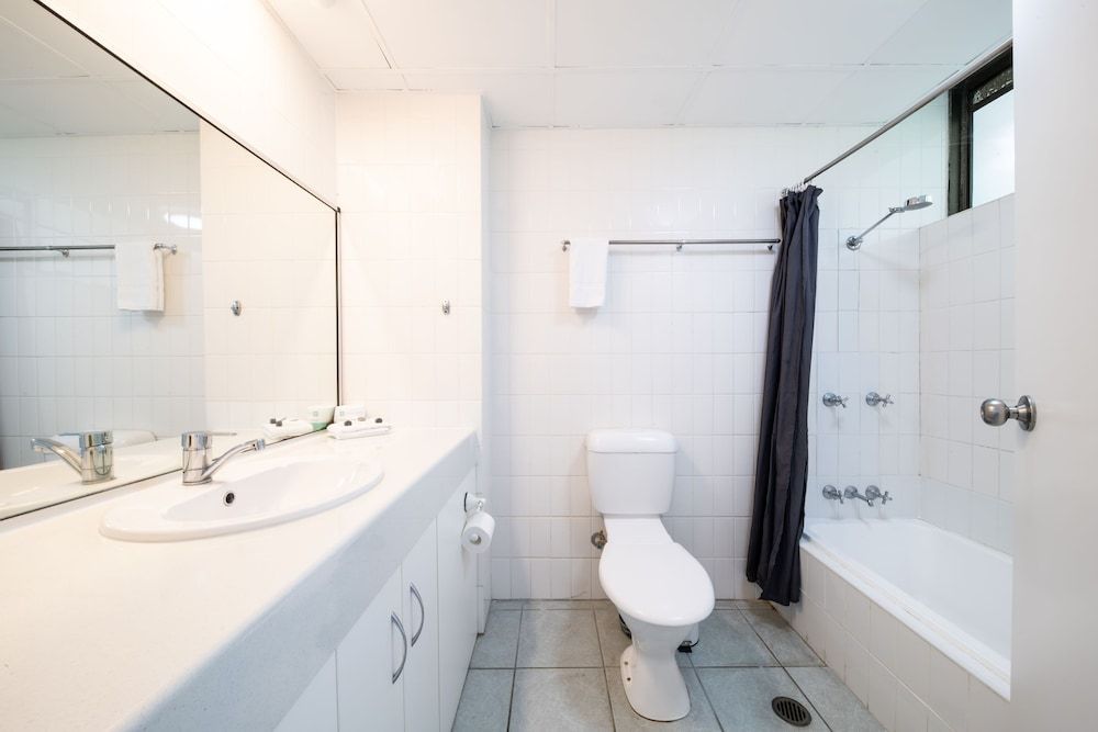 Whitsunday Terraces Hotel Airlie Beach Studio, Ocean View 7