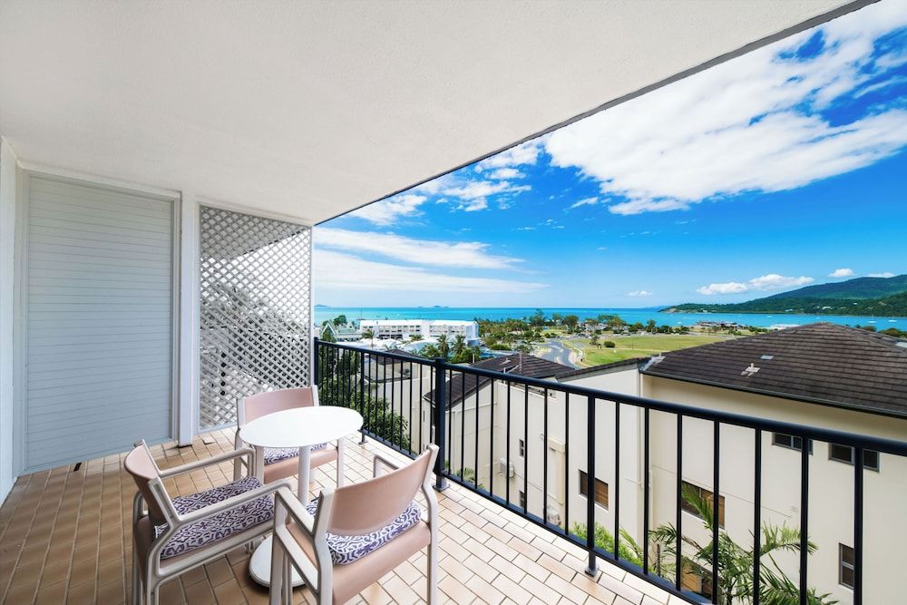 Whitsunday Terraces Hotel Airlie Beach Studio, Ocean View 5