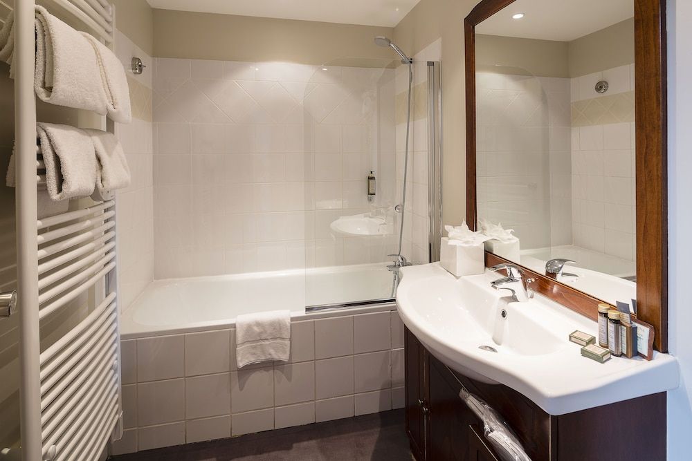 Privilege Room