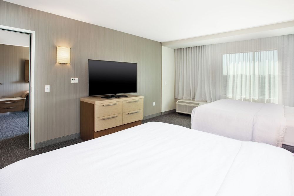 Room, 2 Queen Beds (Hearing Accessible)