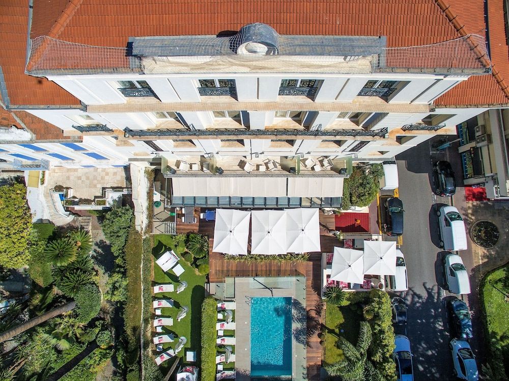 undefined Hôtel Le Canberra 6