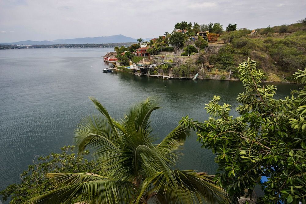 Hotel y Restaurante Villa Bejar Tequesquitengo Suite, 2 Double Beds, Lake View 10