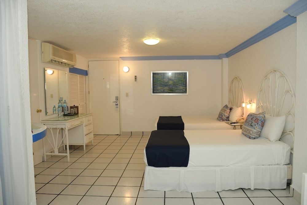 Hotel y Restaurante Villa Bejar Tequesquitengo Suite, 2 Double Beds, Lake View 2
