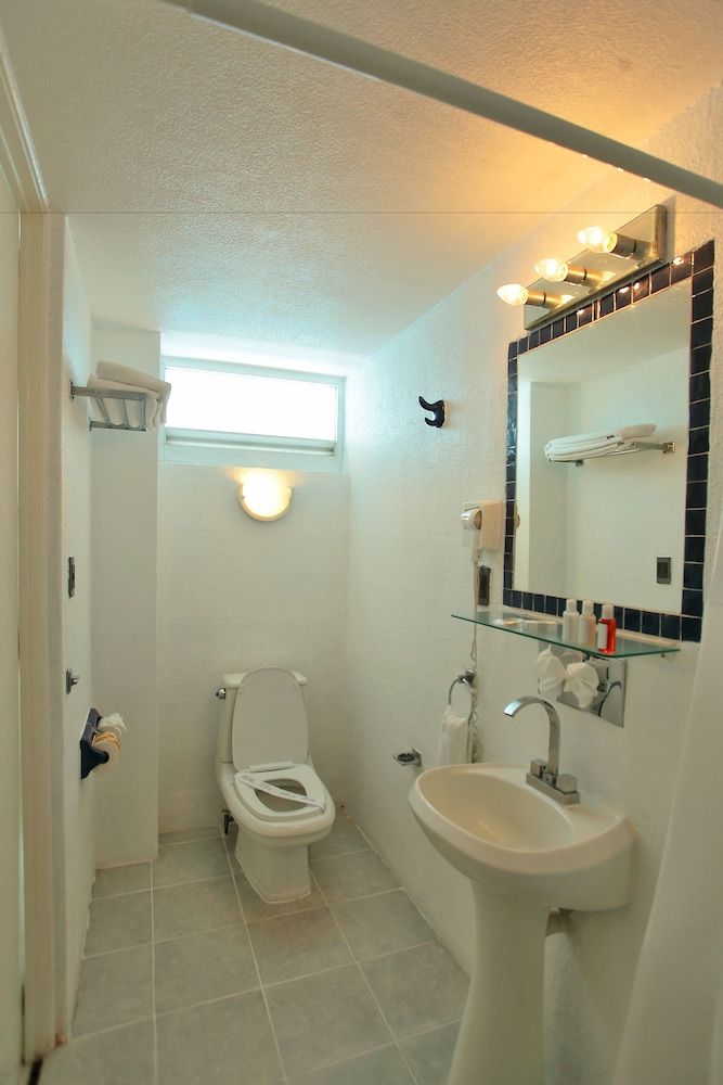 Hotel y Restaurante Villa Bejar Tequesquitengo Suite, 2 Double Beds, Lake View 12