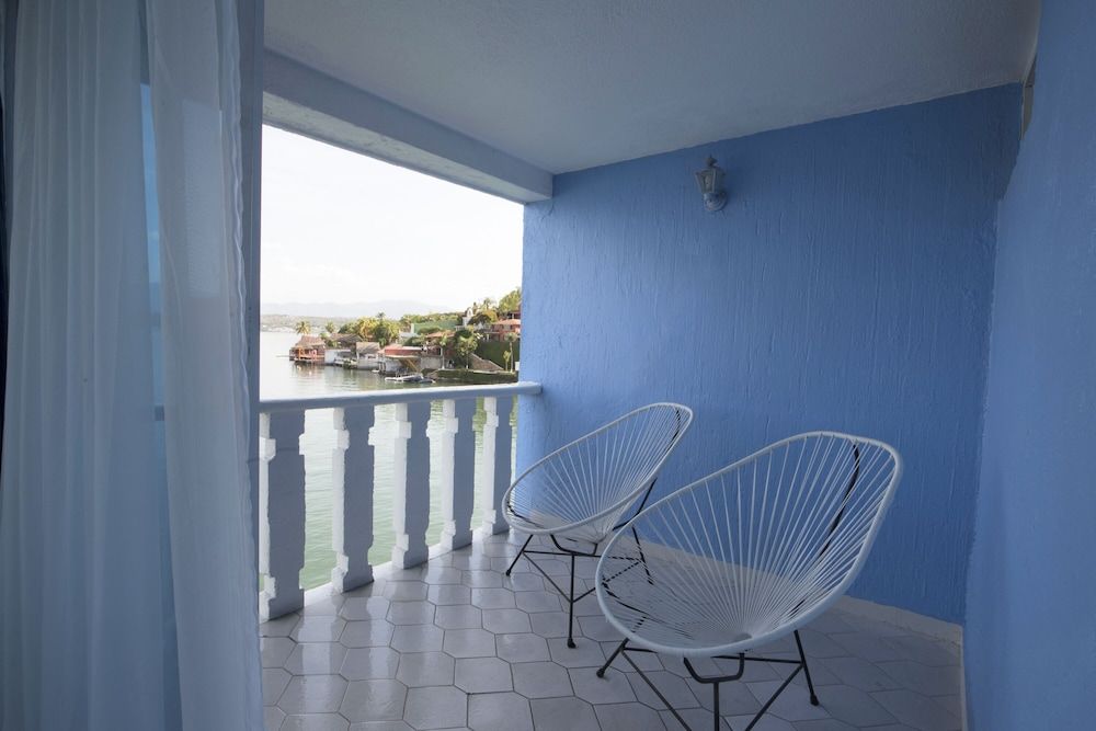 Hotel y Restaurante Villa Bejar Tequesquitengo Suite, 2 Double Beds, Lake View 8