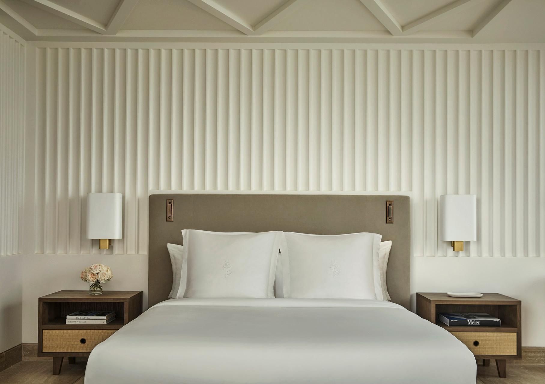 Surf Club Room with King Bed