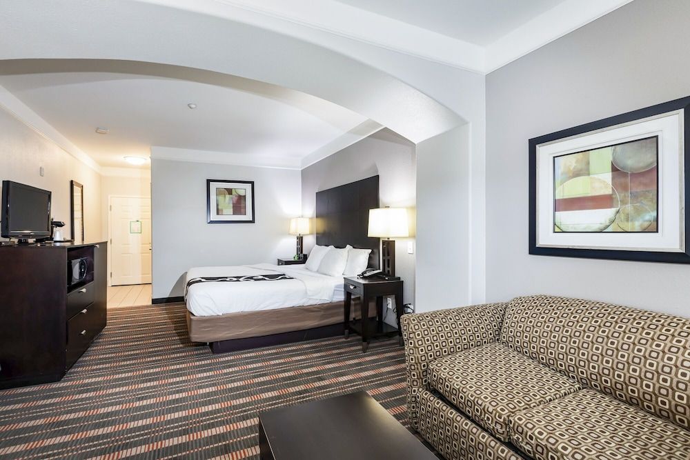 Executive Room, 1 King Bed, Non Smoking