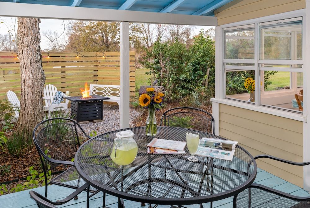 Maison D'Memoire Bed & Breakfast Cottages Room, Private Bathroom (Prairie Haven Cottage) 8