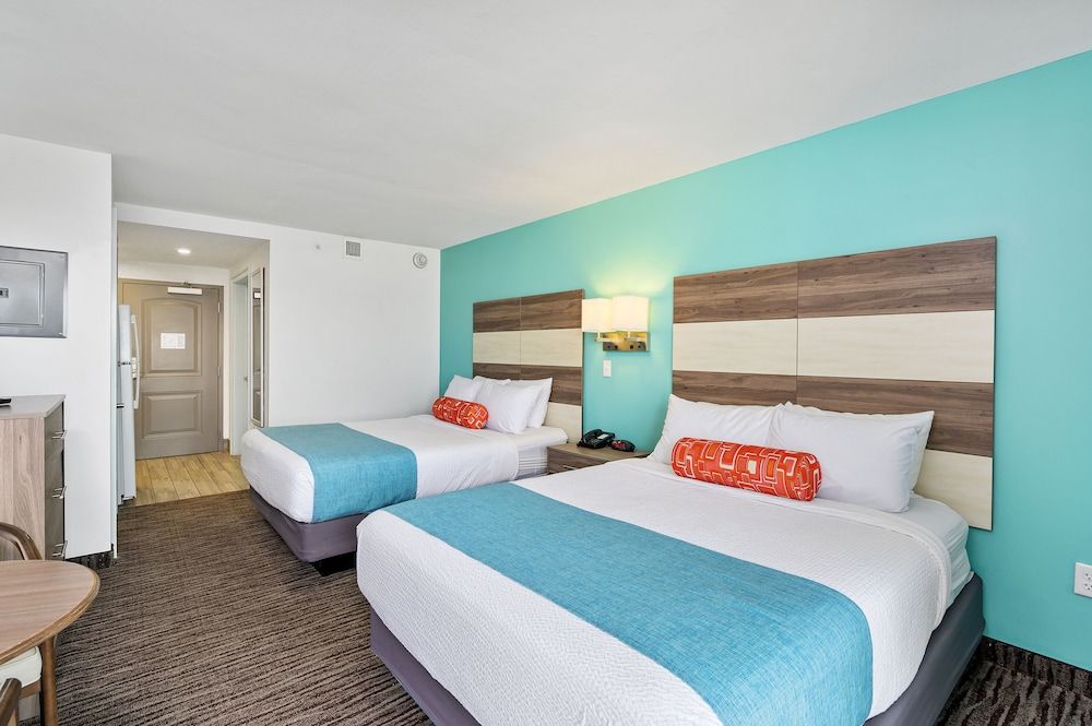 Monte Carlo Boardwalk Oceanfront Ocean City CityView w/Balcony 2 Queens, Kitchenette