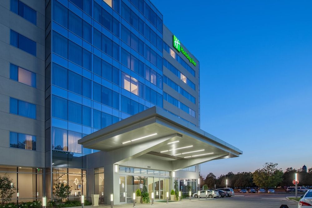 undefined Holiday Inn Cleveland Clinic by IHG 3
