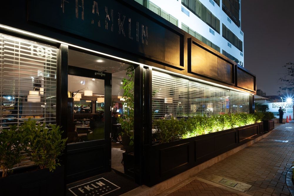 undefined Roosevelt Hotel & Suites 7