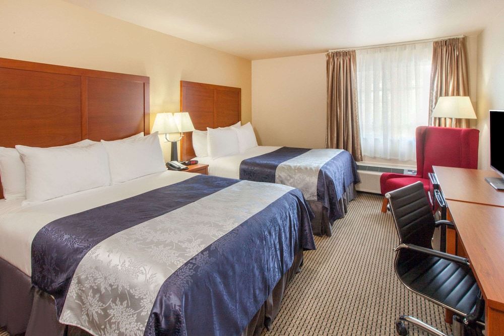 Room, 2 Queen Beds, Accessible, Non Smoking (Bathtub w/ Grab Bars)