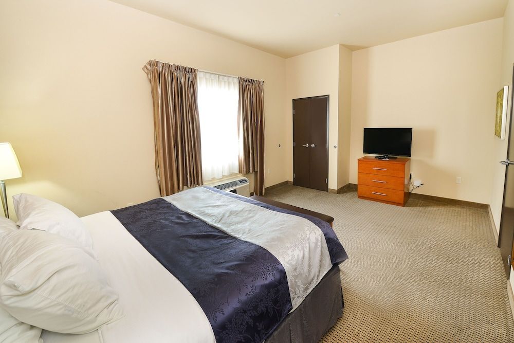 Room, 2 Queen Beds, Accessible, Non Smoking (Bathtub w/ Grab Bars)