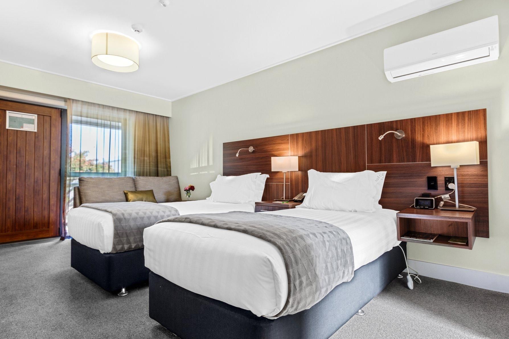 undefined Holiday Inn Queenstown Frankton Road by IHG 5