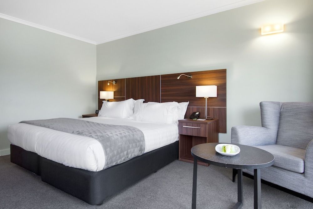 Holiday Inn Queenstown Frankton Road by IHG Standard Room 2