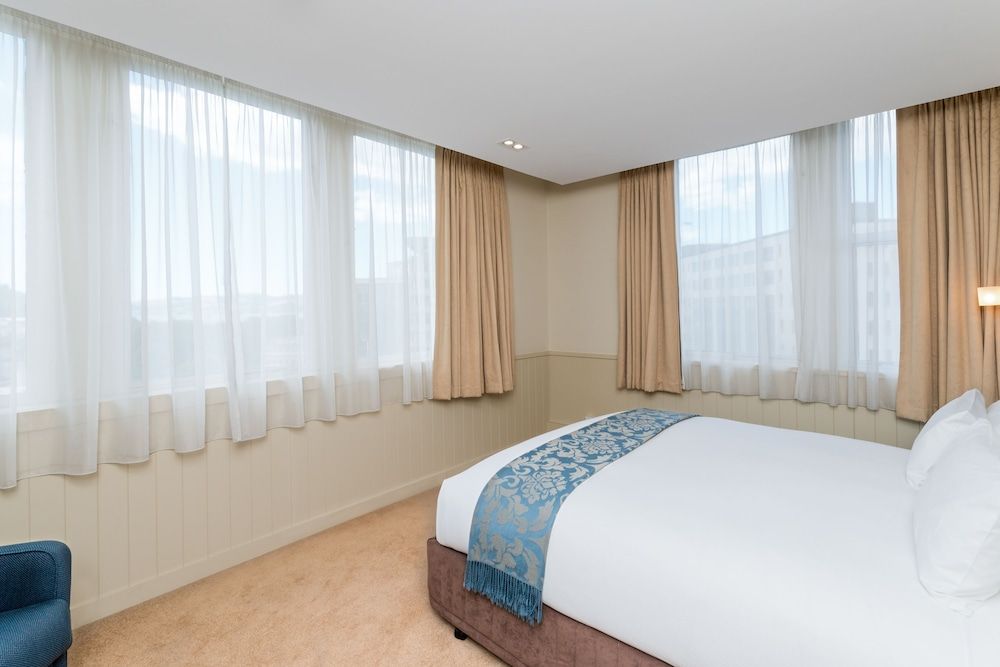 Scenic Hotel Southern Cross Executive Suite, 2 Bedrooms 2