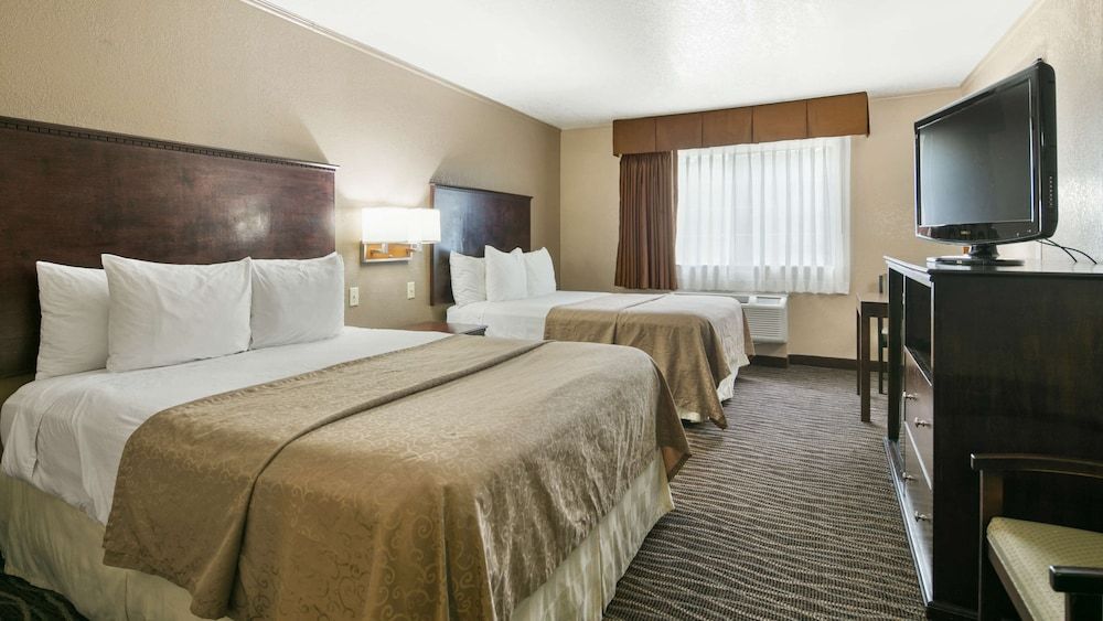 Standard Room, 2 Queen Beds, Accessible, Refrigerator & Microwave