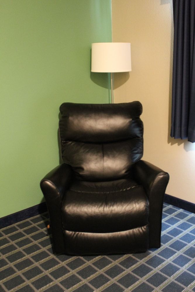 Brookstone Lodge & Suites Room, 1 Bedroom 6