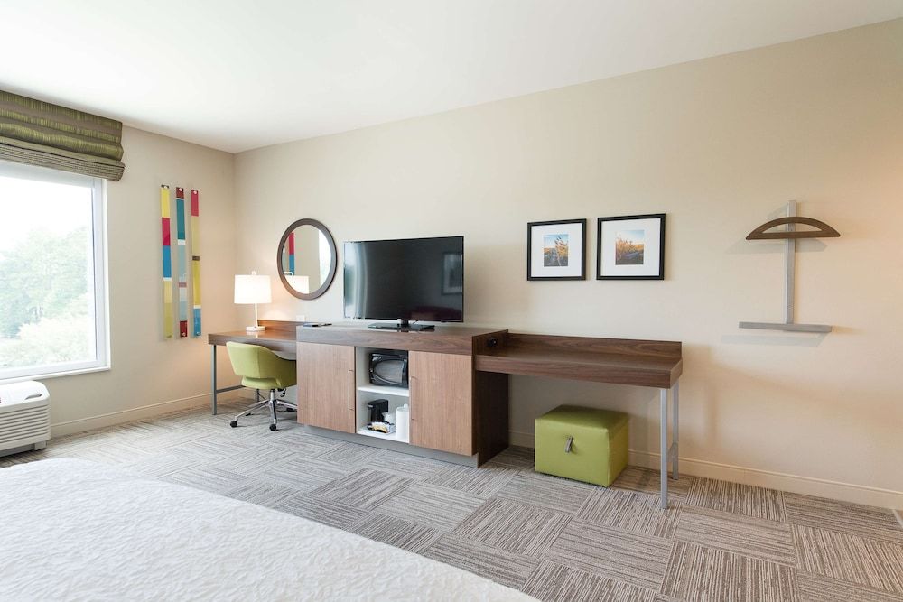 Room, 2 Queen Beds, Accessible, Non Smoking (w/ bathtub)