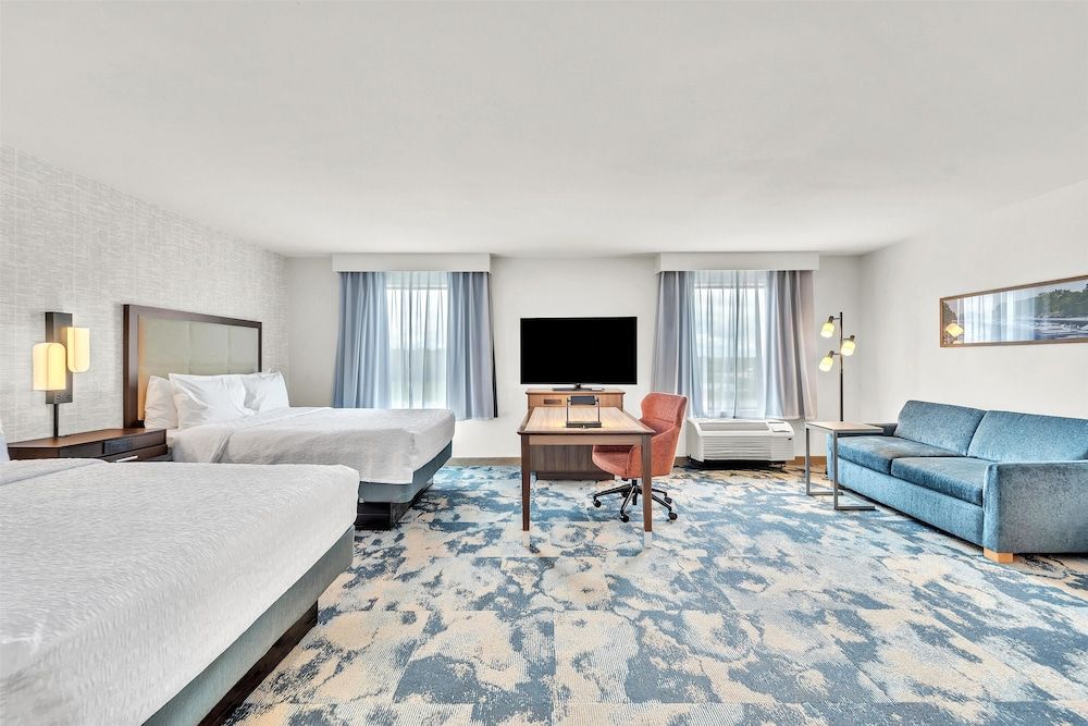 Studio, 2 Queen Beds, Non Smoking, Refrigerator & Microwave (Wet Bar)