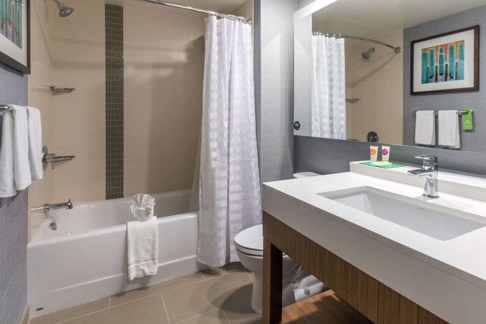 Room, Multiple Beds, Accessible, Bathtub (2 Queen and 1 Sofa Bed)